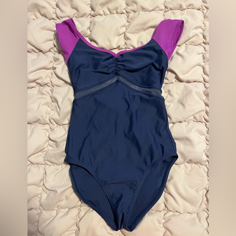 Ballet leotard shoulder sleeves